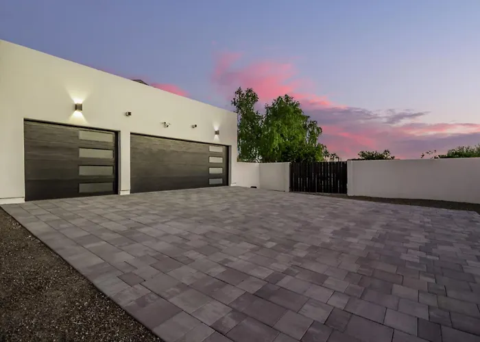 New Gold Dust Private Holiday home Scottsdale