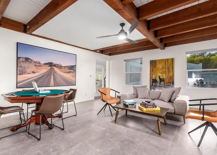 New Gold Dust Private Holiday home Scottsdale